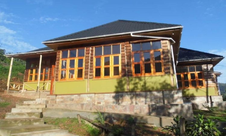 Gorilla Bluff Lodge – Cozy Accommodation Near Bwindi's Buhoma Sector