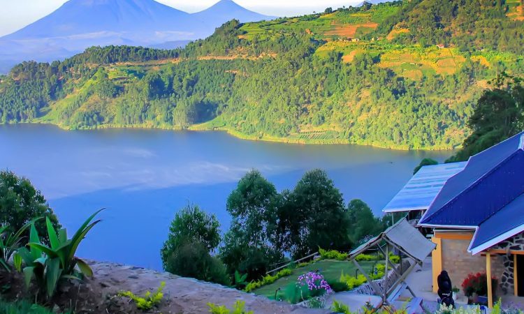 Lake Mulehe Gorilla Lodge – Luxurious Lakeside Stay for Bwindi Treks