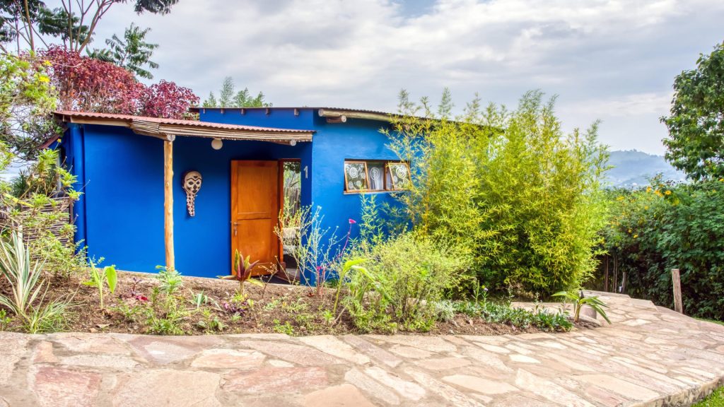 Chameleon Hill Lodge – Vibrant Lakeside Stay Near Bwindi