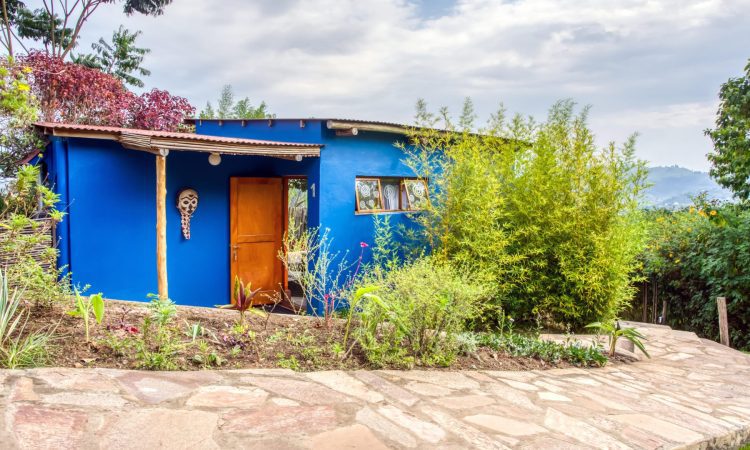 Chameleon Hill Lodge – Vibrant Lakeside Stay Near Bwindi