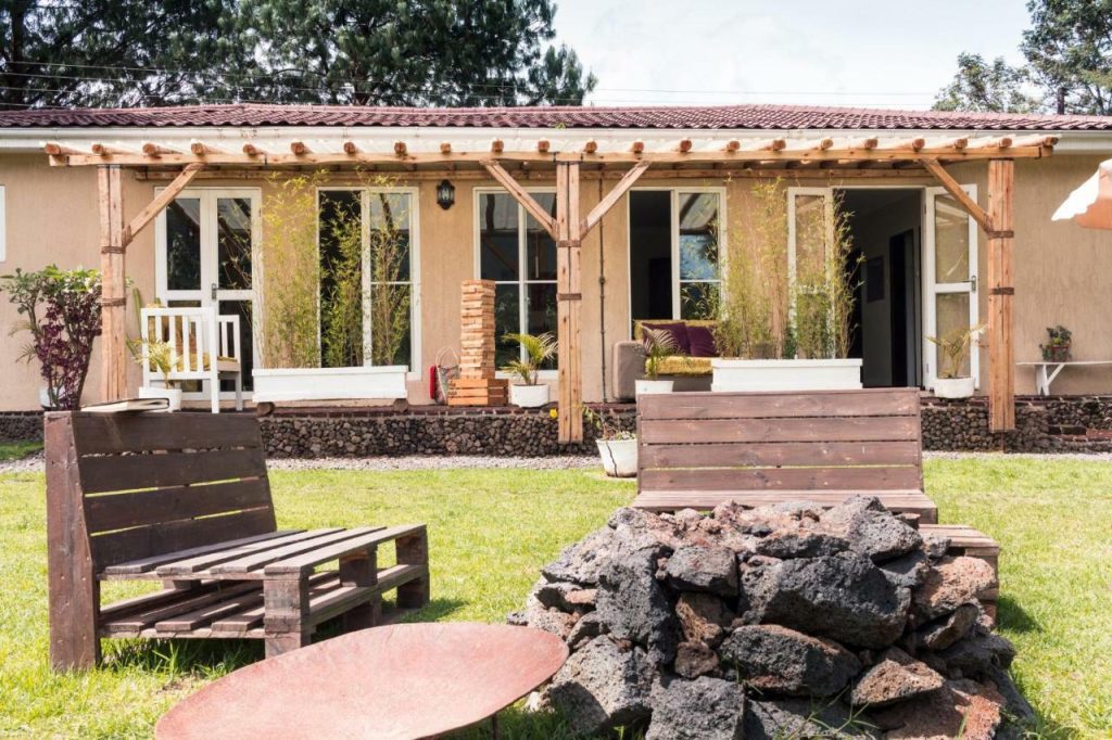 Mucha Riverside Lodge – Serene Riverside Stay Near Bwindi