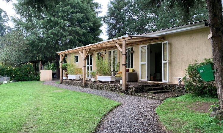 Mucha Riverside Lodge – Serene Riverside Stay Near Bwindi