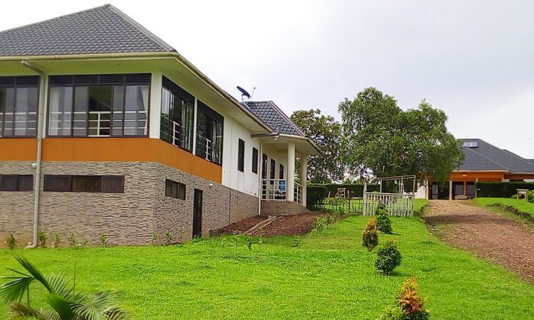 The Crested Crane Bwindi Hotel – Comfort & Nature Near Bwindi