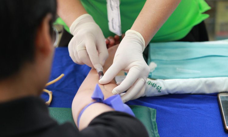 Yellow Fever Vaccination in Uganda - Certificates, Symptoms & Accredited Hospitals